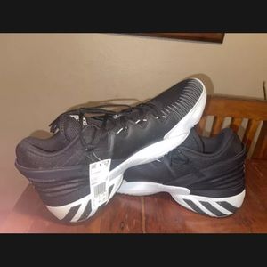 DONOVAN MITCHELL D.O.N. ISSUE #2 SHOES